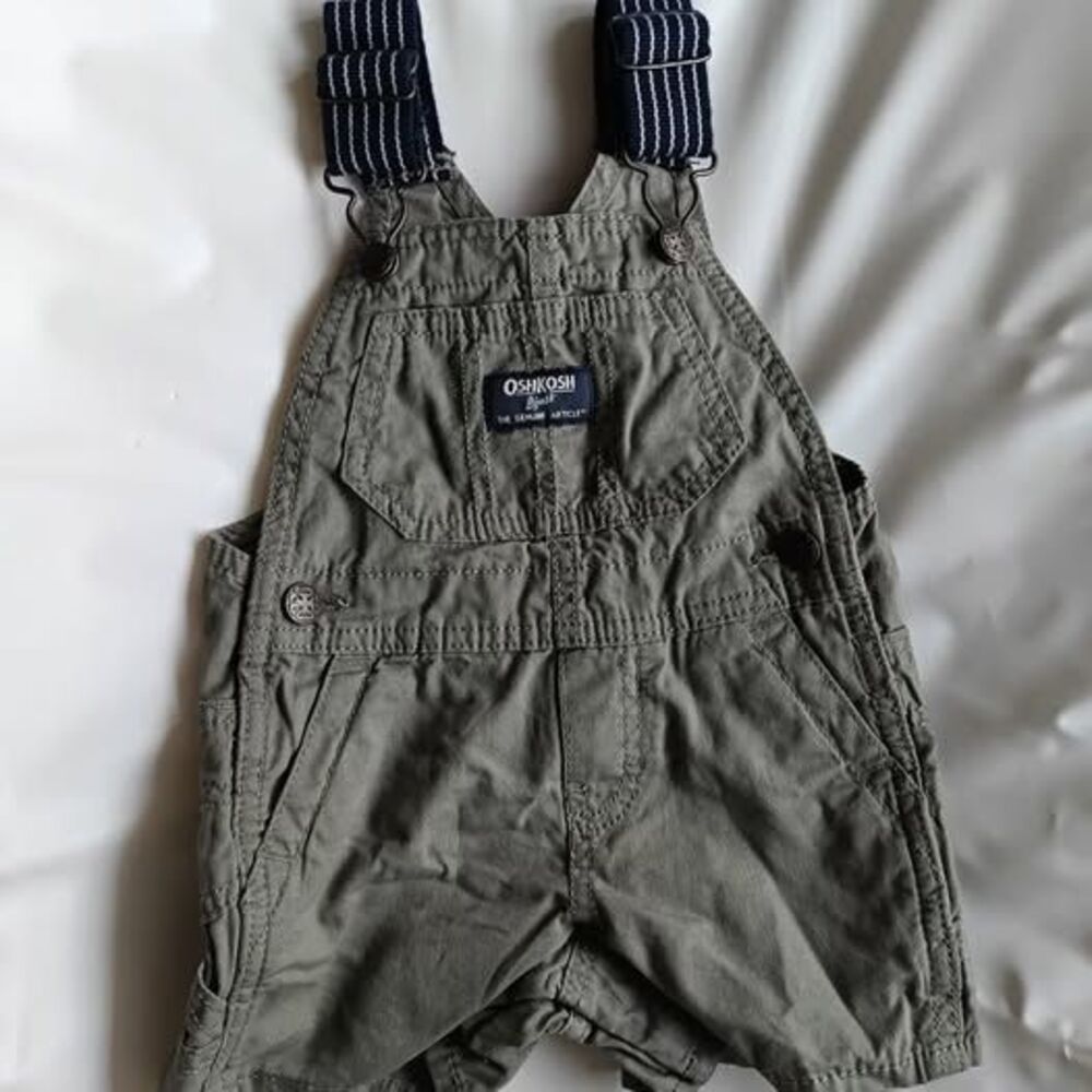 NWOT OshKosh B'gosh Baby Olive Green Canvas Shortalls 6 Months